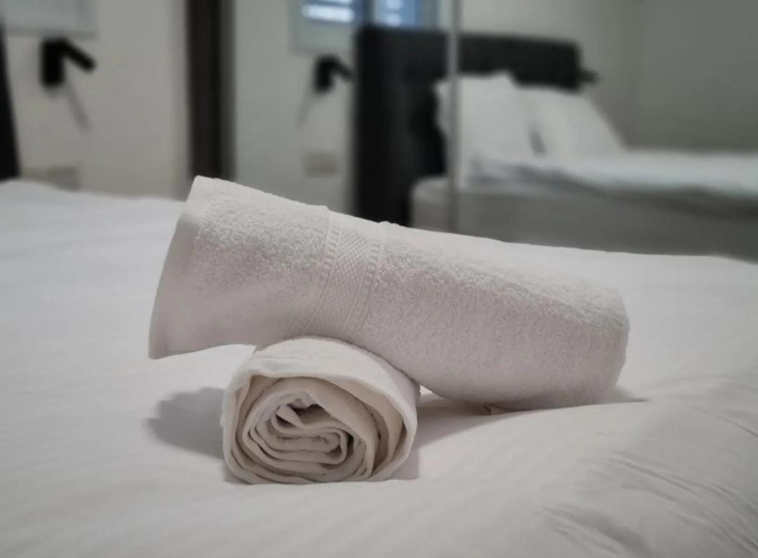 Sunshine Suites By The Sea Eilat 3 Min Walk To The Beach Екстер'єр фото